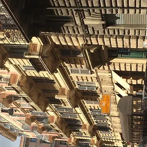 Casa Vacanza Colosseo Apartment